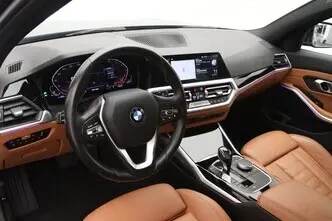 BMW 320, 2.0, 135 kW, petrol, automatic, rear-wheel drive
