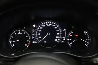Mazda 3, 2.0, 132 kW, гибрид, механическая, передний привод