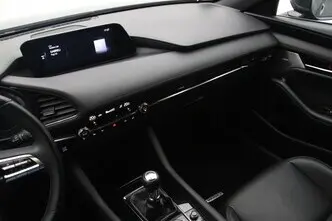 Mazda 3, 2.0, 132 kW, гибрид, механическая, передний привод