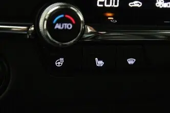 Mazda 3, 2.0, 132 kW, гибрид, механическая, передний привод
