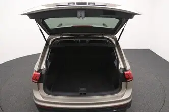 Volkswagen Tiguan, 1.4, 110 kW, бензин, автомат, передний привод