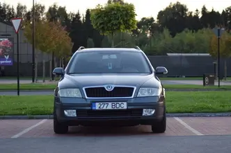 Škoda Octavia, 1.9, 77 kW, diisel, automaat, esivedu