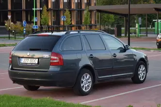 Škoda Octavia, 1.9, 77 kW, diisel, automaat, esivedu
