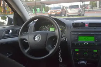 Škoda Octavia, 1.9, 77 kW, diisel, automaat, esivedu