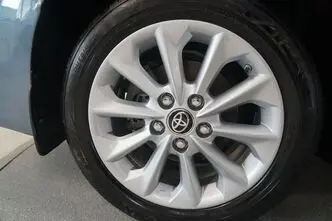 Toyota Corolla, 1.8, 72 kW, hübriid, automaat, esivedu