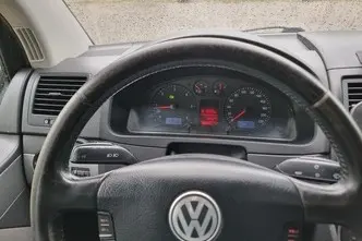 Volkswagen Multivan, 2.5, 96 kW, diisel, automaat, esivedu