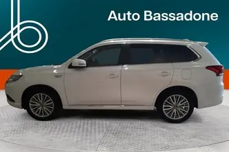 Mitsubishi Outlander, 2.4, 99 kW, pistikhübriid, automaat, nelikvedu