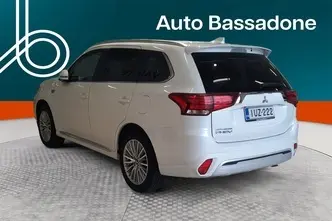 Mitsubishi Outlander, 2.4, 99 kW, pistikhübriid, automaat, nelikvedu