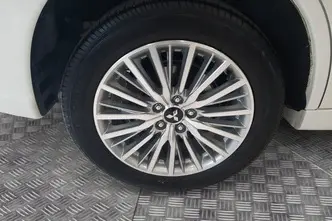 Mitsubishi Outlander, 2.4, 99 kW, pistikhübriid, automaat, nelikvedu