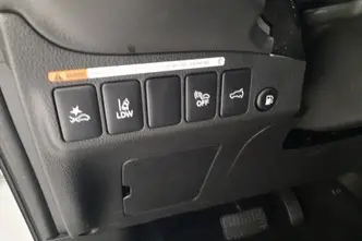 Mitsubishi Outlander, 2.4, 99 kW, pistikhübriid, automaat, nelikvedu