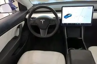 Tesla Model 3, 100 kW, elekter, automaat, tagavedu