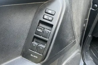 Toyota Land Cruiser, 2.8, 130 kW, дизель, механическая, полный привод