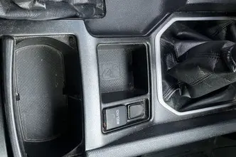 Toyota Land Cruiser, 2.8, 130 kW, дизель, механическая, полный привод