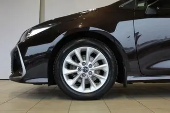 Toyota Corolla, 1.6, 97 kW, bensiin, automaat, esivedu