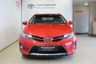 Toyota Auris, 1.6, 97 kW, bensiin, automaat, esivedu