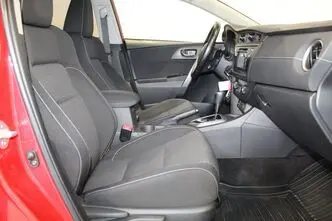Toyota Auris, 1.6, 97 kW, bensiin, automaat, esivedu