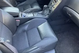 Volvo V70, 2.4, 147 kW, bensiin, automaat, esivedu