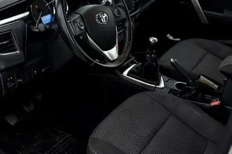 Toyota Corolla, 1.6, 97 kW, bensiin, manuaal, esivedu