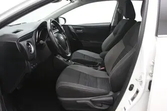 Toyota Auris, 1.8, 73 kW, hübriid, automaat, esivedu