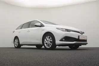 Toyota Auris, 1.8, 73 kW, hübriid, automaat, esivedu