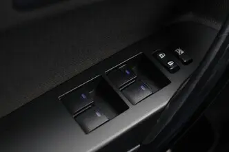 Toyota Auris, 1.8, 73 kW, hübriid, automaat, esivedu