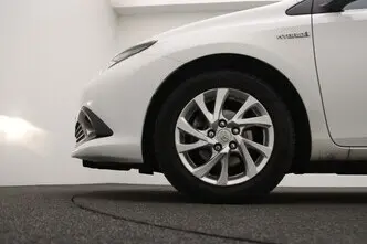 Toyota Auris, 1.8, 73 kW, hübriid, automaat, esivedu
