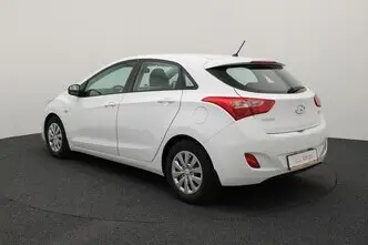 Hyundai i30, 1.4, 74 kW, бензин, механическая, передний привод