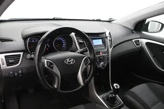 Hyundai i30, 1.4, 74 kW, бензин, механическая, передний привод