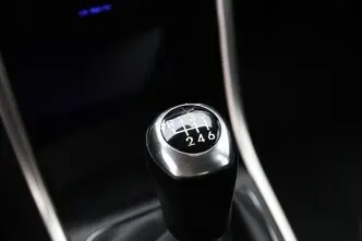 Hyundai i30, 1.4, 74 kW, бензин, механическая, передний привод