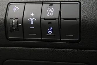 Hyundai i30, 1.4, 74 kW, бензин, механическая, передний привод
