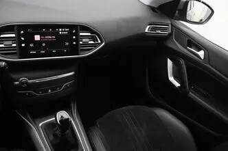 Peugeot 308, 1.5, 96 kW, diesel, manual, front-wheel drive
