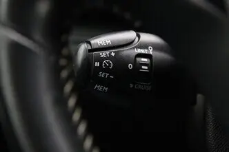 Peugeot 308, 1.5, 96 kW, diesel, manual, front-wheel drive