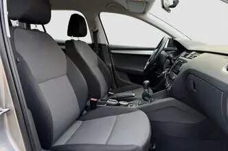 Škoda Octavia, 1.2, 63 kW, bensiin, manuaal, esivedu
