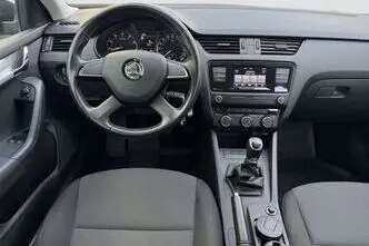 Škoda Octavia, 1.2, 63 kW, bensiin, manuaal, esivedu
