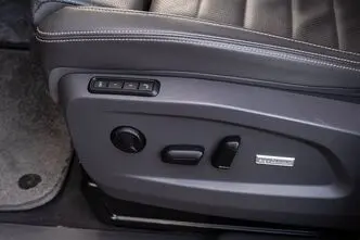 Volkswagen Multivan, 2.0, 150 kW, bensiin, automaat