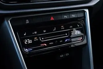 Volkswagen T-Roc, 1.5, 110 kW, bensiin, automaat, esivedu