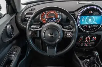 MINI Clubman, 1.5, 100 kW, bensiin, manuaal, esivedu