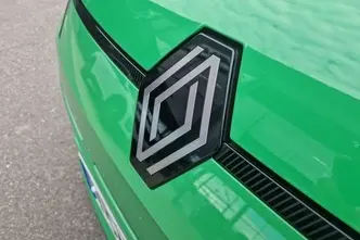 Renault 5, 110 kW, elekter, automaat, esivedu