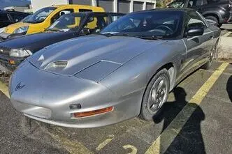 Pontiac Firebird, 3.4, 109 kW, bensiin, automaat, tagavedu