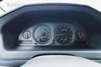 Volvo V70, 2.4, 147 kW, bensiin, automaat, esivedu