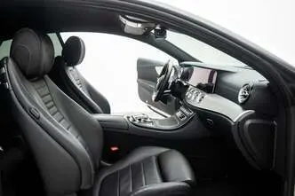 Mercedes-Benz E 220, 2.0, 143 kW, дизель, автомат, задний привод