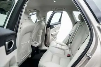 Volvo XC60, 2.0, 173 kW, hübriid, automaat, nelikvedu