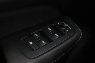 Volvo S60, 2.0, 140 kW, bensiin, automaat, esivedu