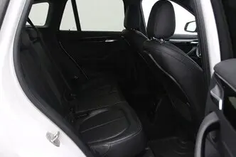 BMW X1, 2.0, 141 kW, bensiin, automaat, esivedu