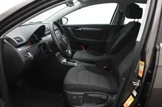 Volkswagen Passat, 1.6, 77 kW, diisel, automaat, esivedu