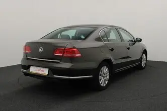 Volkswagen Passat, 1.6, 77 kW, diisel, automaat, esivedu