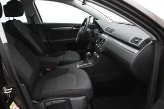 Volkswagen Passat, 1.6, 77 kW, diisel, automaat, esivedu