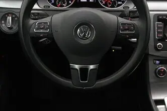 Volkswagen Passat, 1.6, 77 kW, diisel, automaat, esivedu