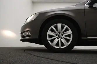 Volkswagen Passat, 1.6, 77 kW, diisel, automaat, esivedu
