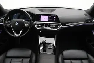 BMW 330, 2.0, 135 kW, pistikhübriid, automaat, tagavedu